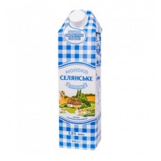 Молоко СЕЛЯНСЬКЕ "Особливе" 2,5% ультрапастеризованное, 950г