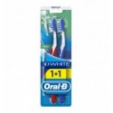 Зубна щітка Oral-B 3D White Fresh Medium 2шт/уп